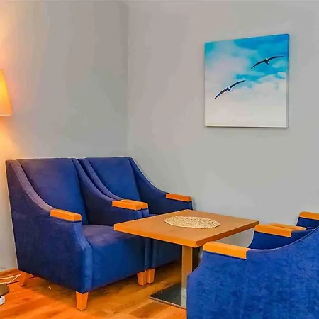 Neptun ψ Casa de hóspedes Jastrzębia Góra