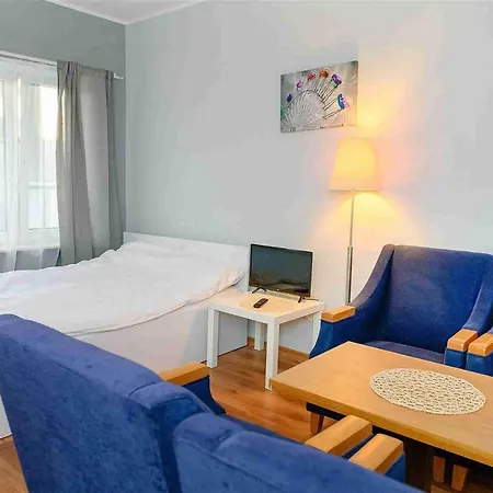 ゲストハウス Neptun ψ 3*