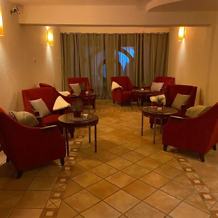 Neptun ψ ゲストハウス Jastrzębia Góra