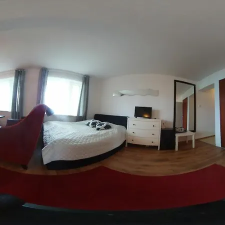 ゲストハウス Neptun ψ 3*