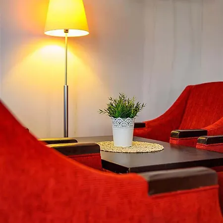 ゲストハウス Neptun ψ 3*