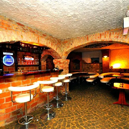 Neptun ψ ゲストハウス Jastrzębia Góra