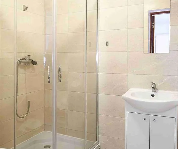 Neptun ψ 3* Jastrzębia Góra