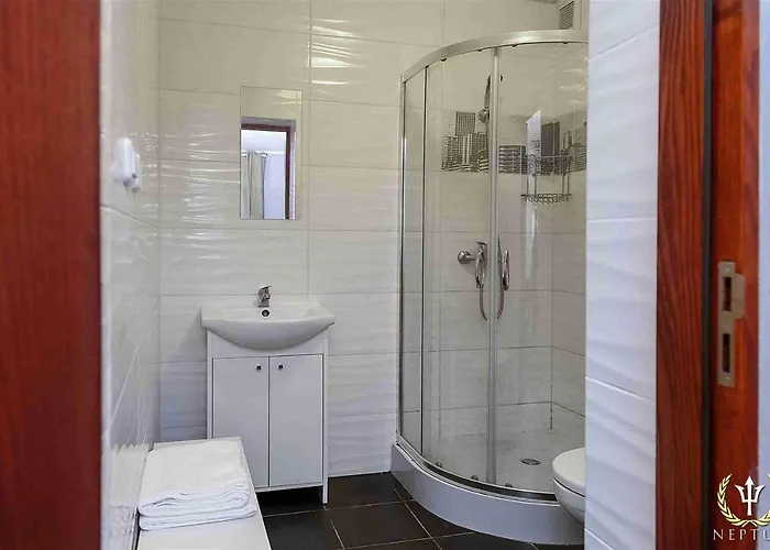 Neptun ψ 3* Jastrzębia Góra